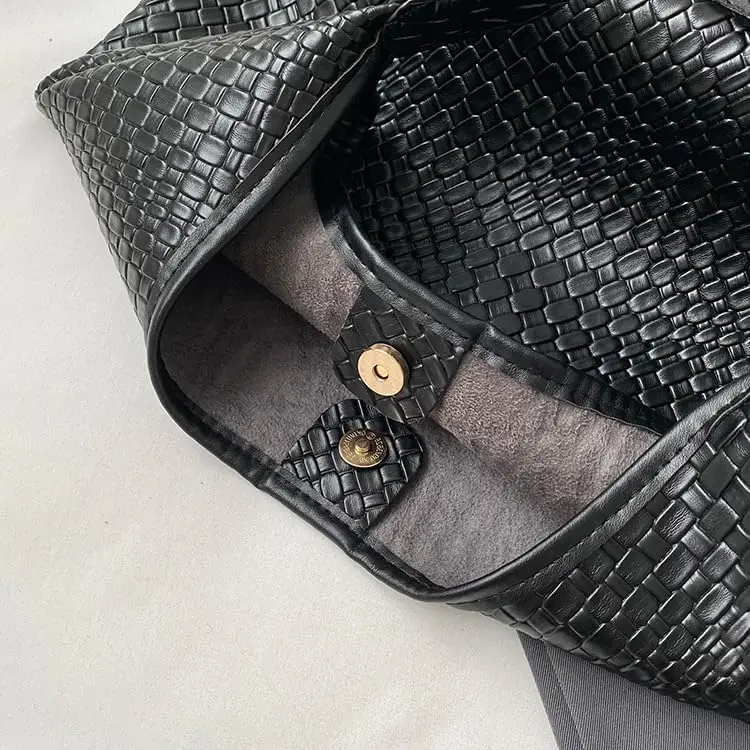 ARIEL Woven Knot Bag - Image 15
