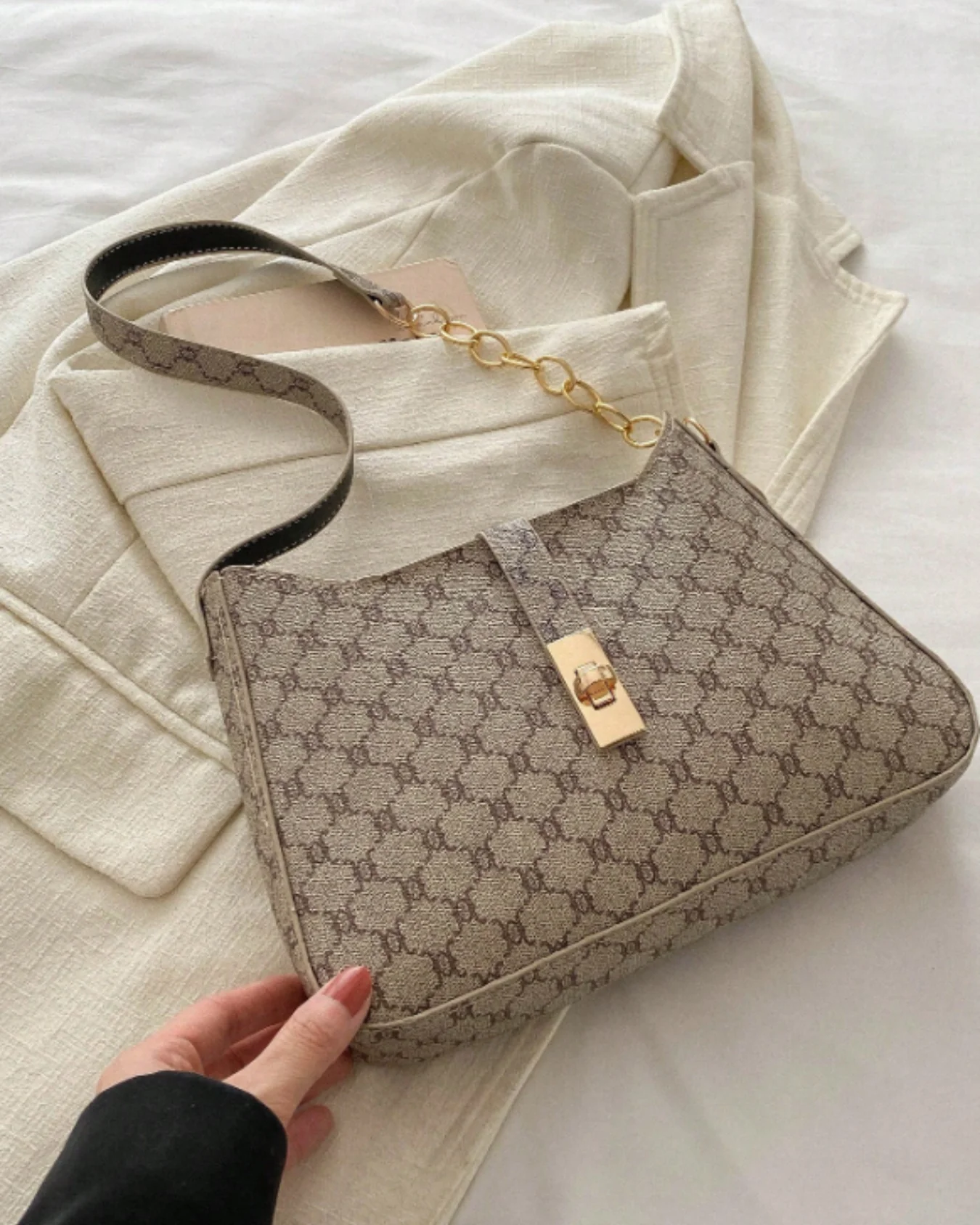 Classic Lock Bag - Image 5