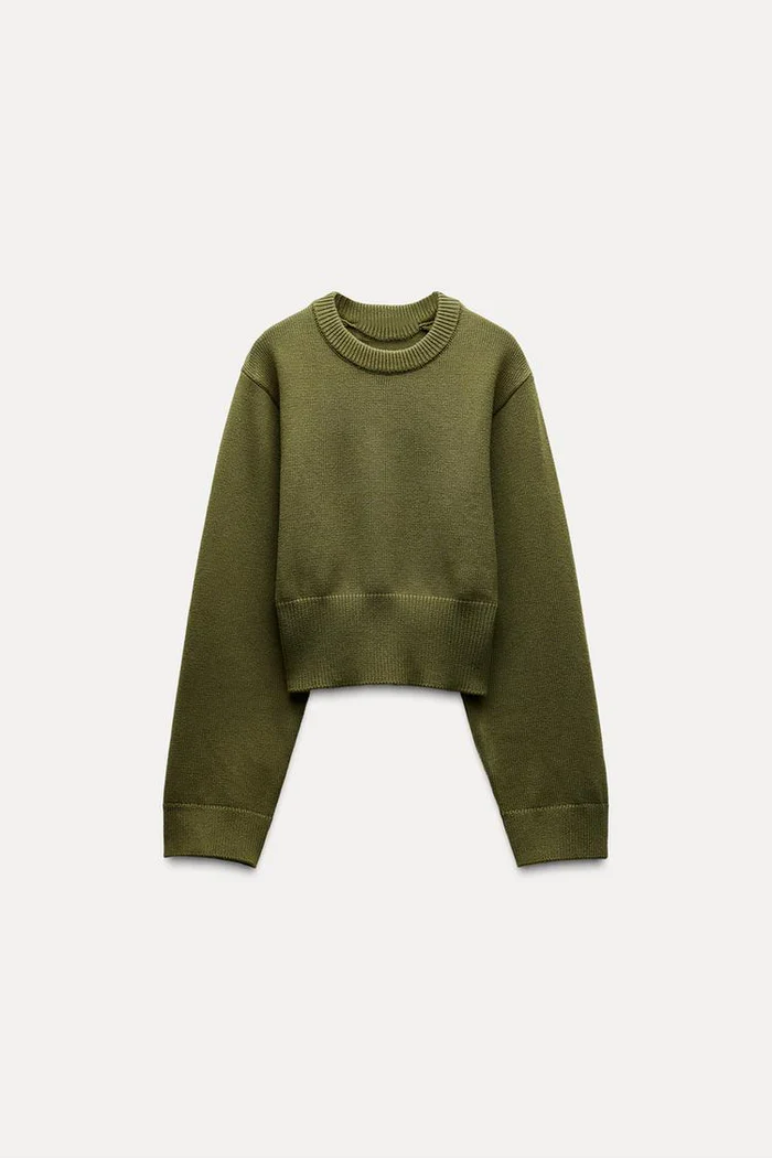 Cropped Knit Sweater with Wide Sleeves - Image 5