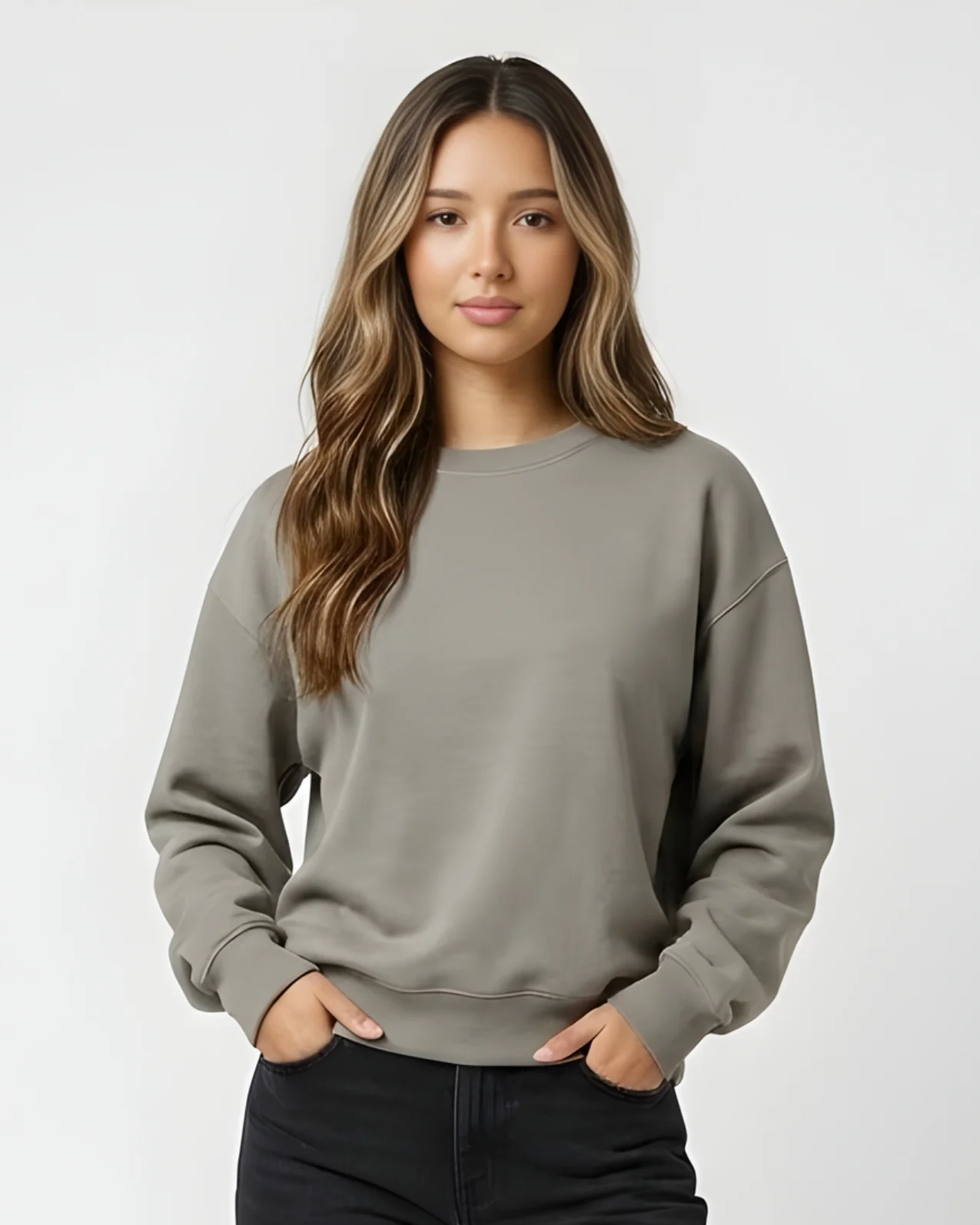 Everyday Core Sweatshirt - Image 10