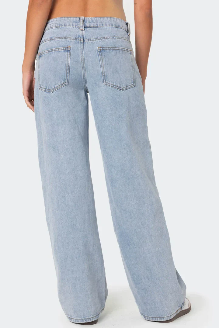 Low Rise Jeans - Image 4