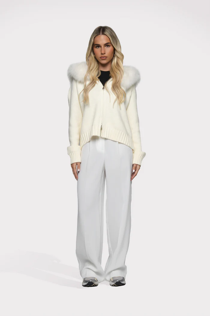 Melly Chic Cardigan - Image 10