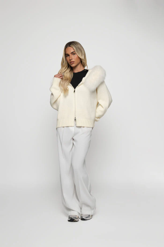 Melly Chic Cardigan - Image 12