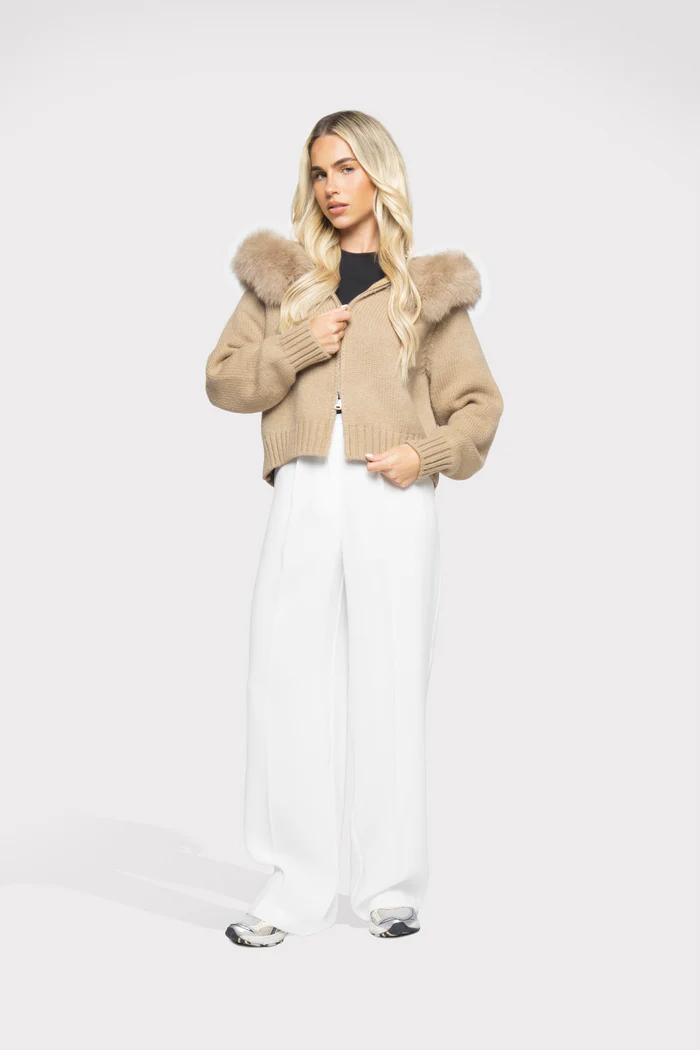 Melly Chic Cardigan - Image 4