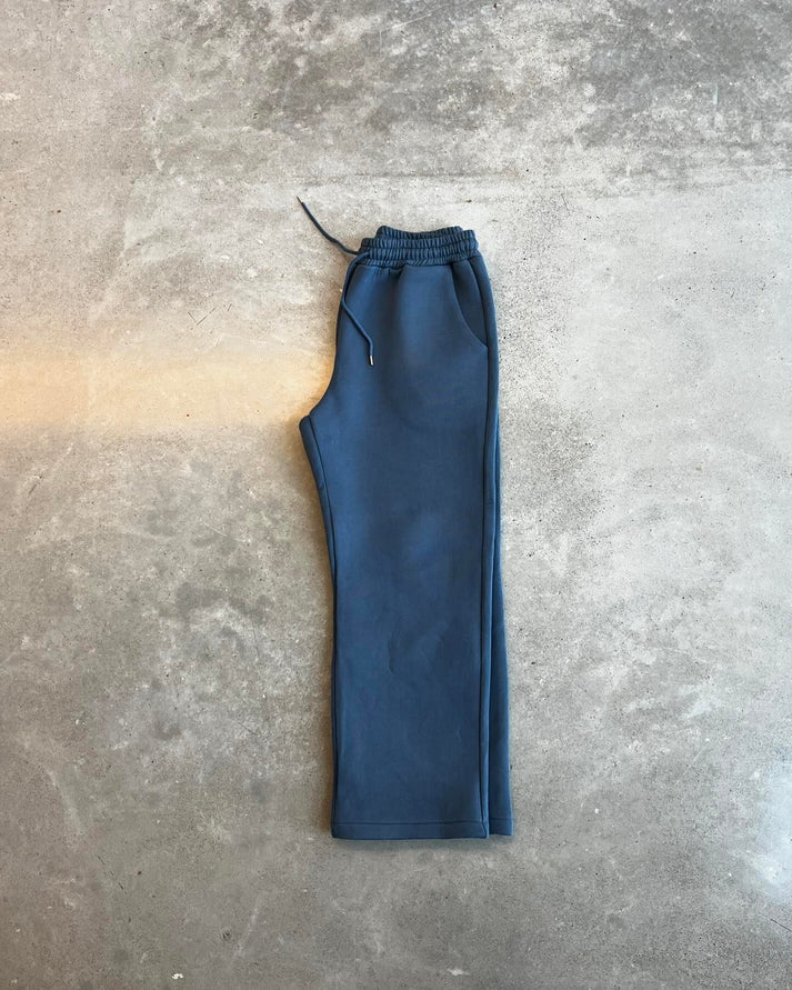 MINIMALIST TRACKSUIT - HOODIE + JOGGER - Image 5