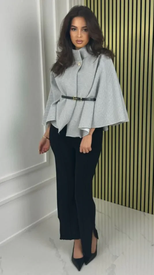 PONCHO Jacket - Image 9