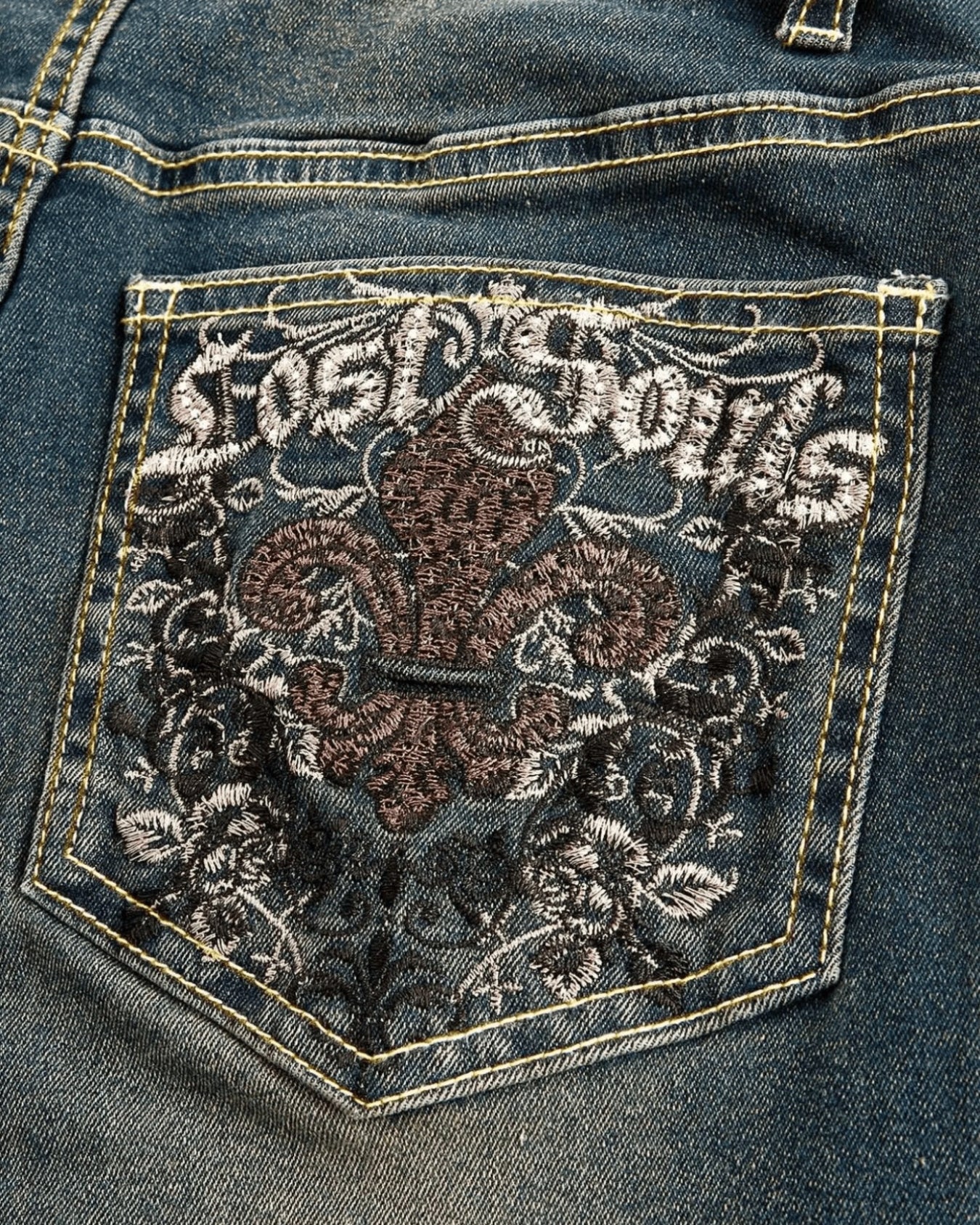 Regal Bloom Flare Jeans - Image 4