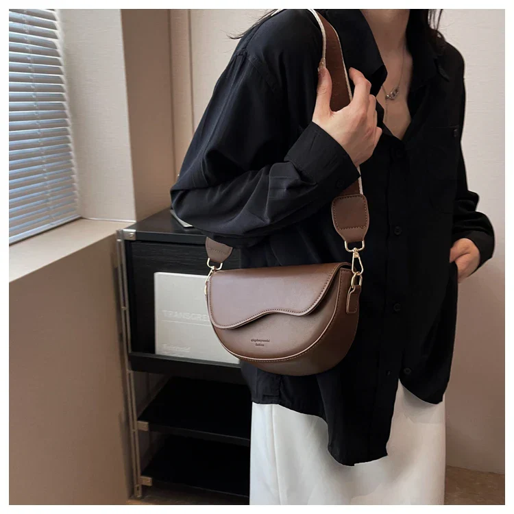 Saddle Bag - Image 10