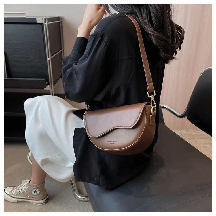 Saddle Bag - Image 11
