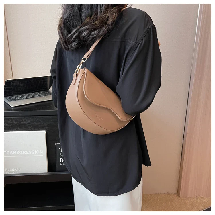 Saddle Bag - Image 13