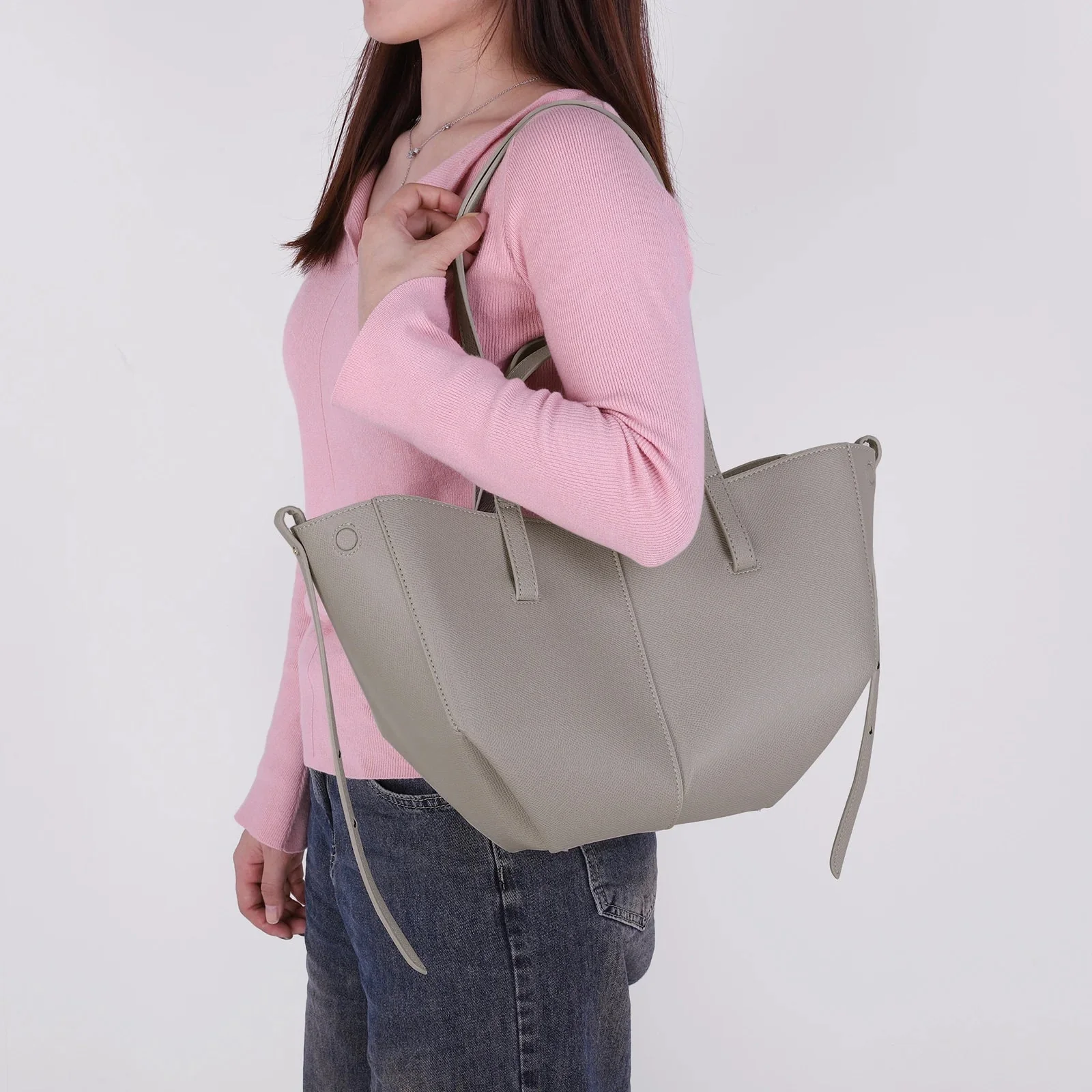 Vintage Premium Leather Bag - Image 8